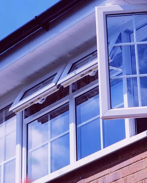 Top-Hung / Outward Opening Stays