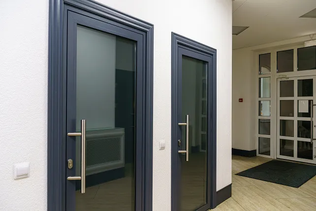 Custom Cabinet Hardware & Door Hardware Design: Knob and Pull Options for Luxury Kitchen Style